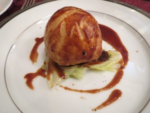 黒豚ミンチのパイ包み焼き